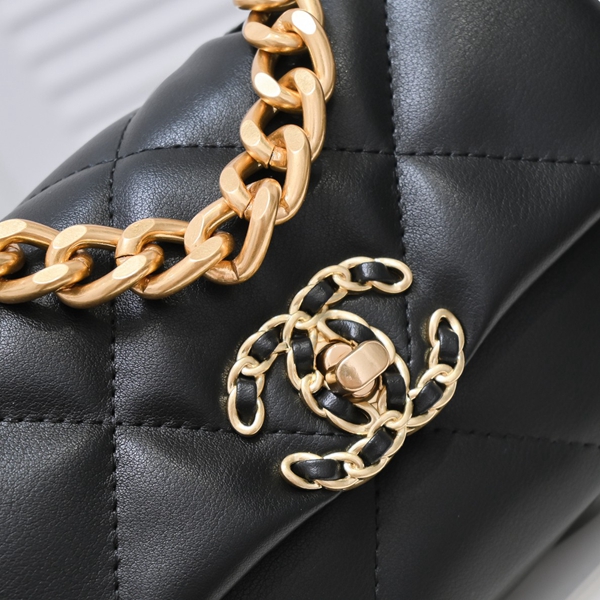 シャネルバッグ角部分ディテール